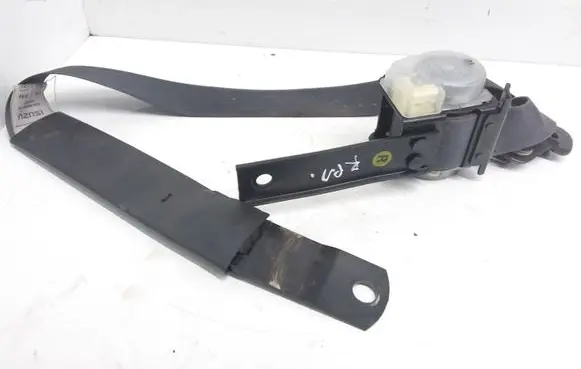 Opel Monterey Front seatbelt NSB072IR003