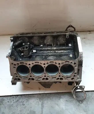 BMW 7 F01 F02 F03 F04 Engine block 7639448 7567643
