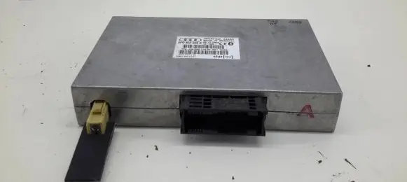 Audi A4 S4 B7 8E 8H Bluetooth control unit module 8P0862335D 39FX00051CB