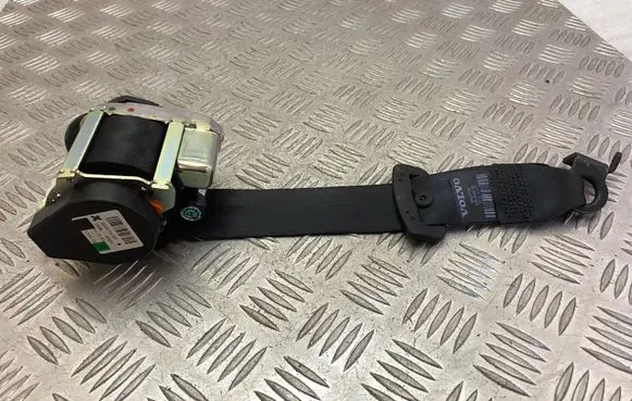 Volvo XC90 Third row seat belt 39825739