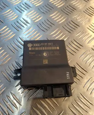 Audi A8 S8 D3 4E Gateway control module 4E0907468E 4E0910468B