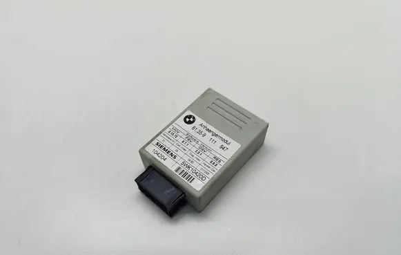 BMW 5 E60 E61 Tow bar trailer control unit/module 9111947 61359111947 104204