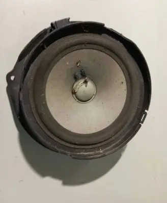 Audi A4 S4 B8 8K Front door speaker A0176301