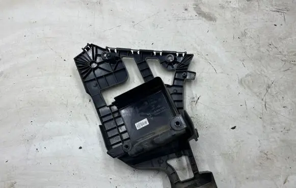 BMW X5 F15 Rear bumper mounting bracket 13960519