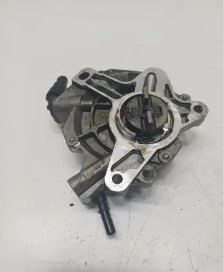Ford Kuga II Vacuum pump 9830301280