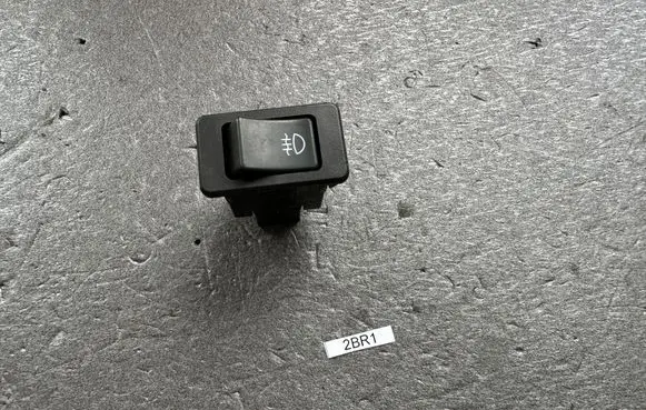 Nissan Patrol Y60 Fog light switch 2537005J00