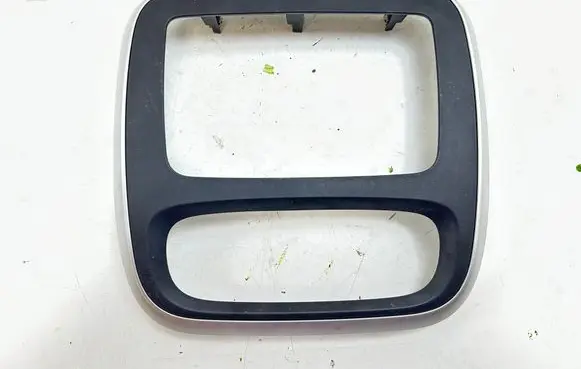 Renault Trafic III (X82) Radio/GPS head unit trim 93454460