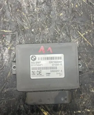 BMW 5 F10 F11 Hand brake control module 6799083 23122010 32620257A