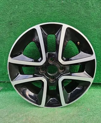 R16 alloy rim