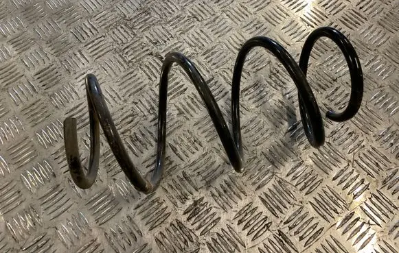 BMW 1 F20 F21 Front coil spring 5457323