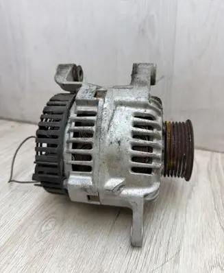 Peugeot 405 Generator/alternator 
