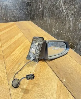 Opel Zafira A Front door electric wing mirror