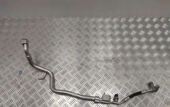 BMW 8 G16 Engine coolant pipe/hose 64539324796 64509875198