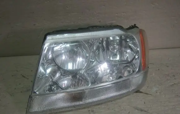 Jeep Grand Cherokee (WJ) Headlight/headlamp
