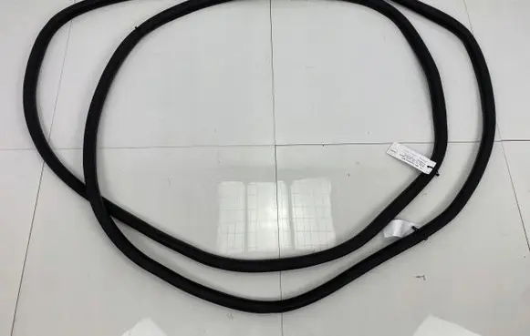 Ford Bronco Rubber seal rear door 