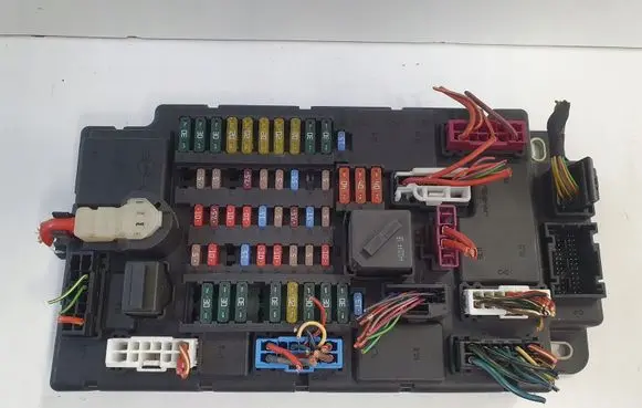 Mini Cooper Countryman R60 Fuse box set 9803978