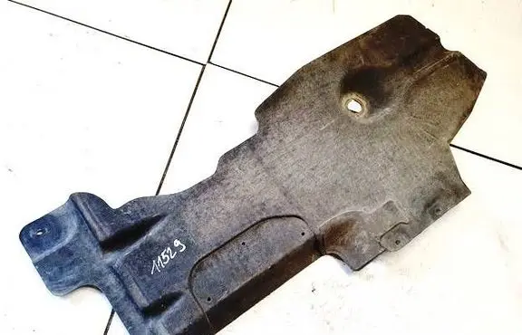 Volvo V40 Engine splash shield/under tray 31497086