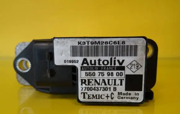 Renault Scenic I Airbag deployment crash/impact sensor 7700437301B