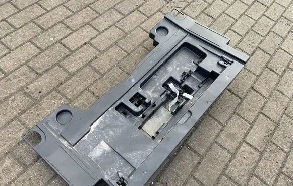 Audi A4 S4 B9 Tool box 8W8863373