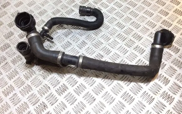 Land Rover Discovery Sport Engine coolant pipe/hose GJ328260AA