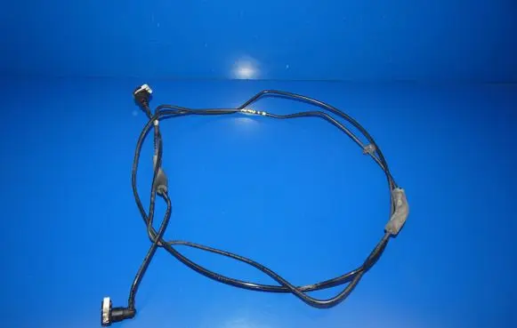Volvo XC90 Fuel line pipe 31432403
