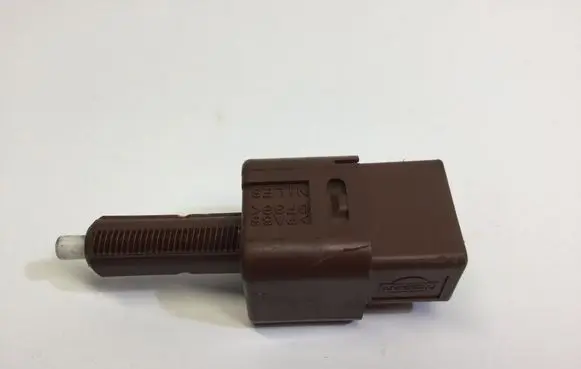 Nissan Qashqai Brake pedal sensor switch 