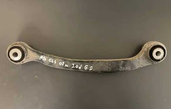 Mercedes-Benz CLS C219 Rear control arm R2303521805