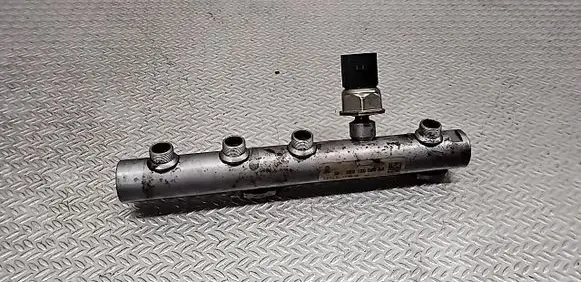 Audi A6 S6 C6 4F Fuel main line pipe 059130090AA