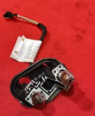 Citroen C5 Tail light bulb cover holder VP8X8X13N005AA 13N005AA