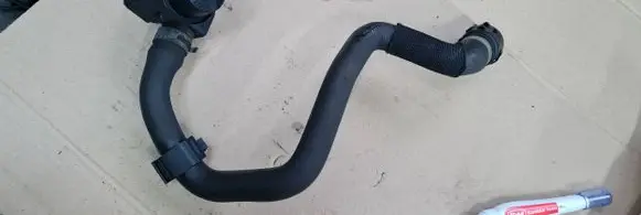 Audi Q5 SQ5 Engine coolant pipe/hose 8R0819374D 1J0819809