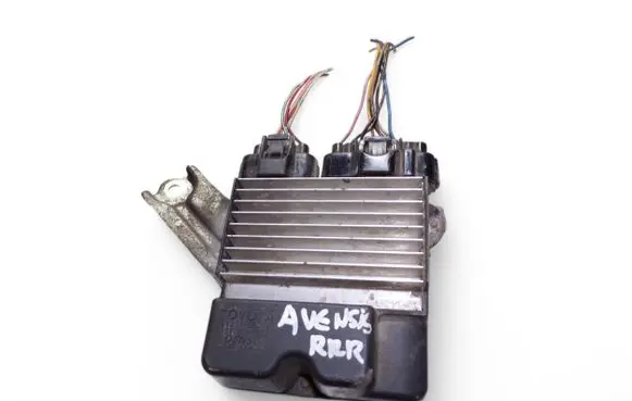 Toyota Avensis T250 Fuel injection control unit/module 8987128010