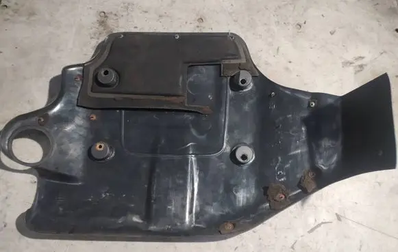 Volkswagen PASSAT B5.5 Engine cover (trim) 059103925C