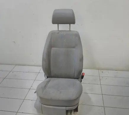 Volkswagen Caddy Front driver seat 