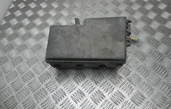 Ford Focus Fuse box set BM5T14K733CHA G4938