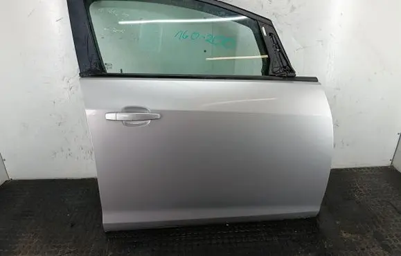 Opel Astra J Front door Z176