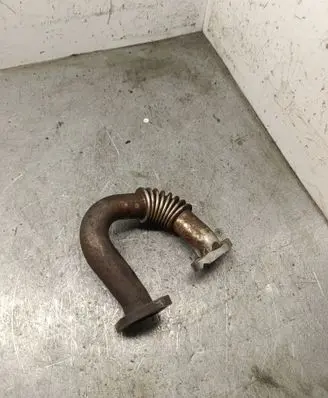 Volkswagen PASSAT B7 EGR valve line/pipe/hose