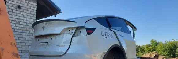 Tesla Model Y Set of end parts 