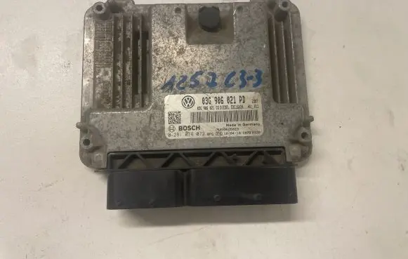 Volkswagen Caddy Engine control unit/module 03G906021CG 0281014073 03G906021PD