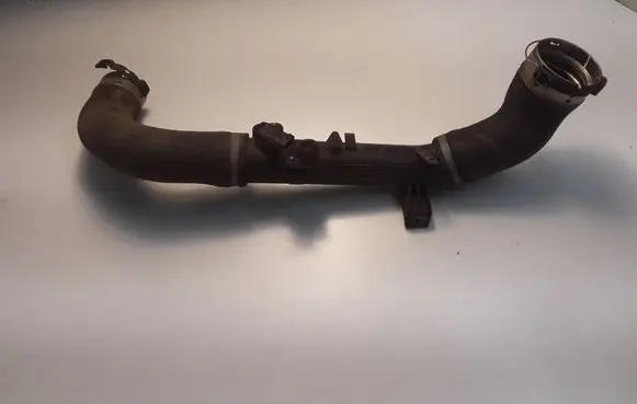 Volvo V40 Intercooler hose/pipe 31439896