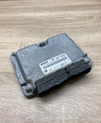 Opel Astra G Engine control unit/module ECU 24417204 0281010457