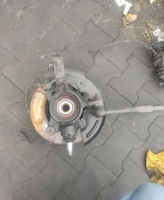 Renault Master III Front wheel hub spindle knuckle