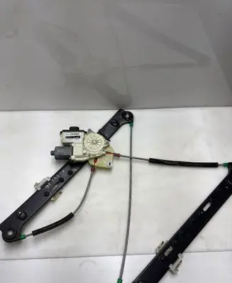 BMW X3 E83 Front door electric window regulator 69259641 S007083006