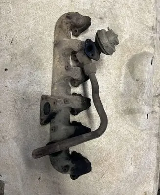Mitsubishi Pajero Exhaust manifold