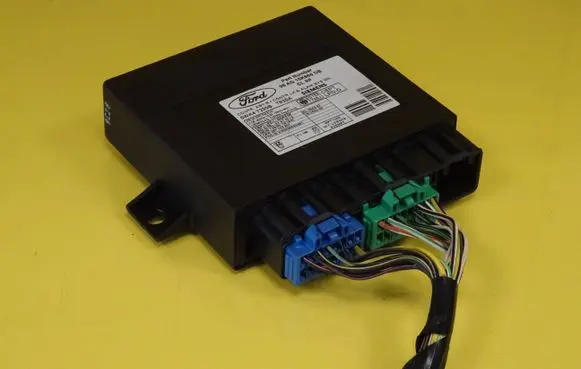 Ford Focus Comfort/convenience module 98AG15K600DB 5WK47230B