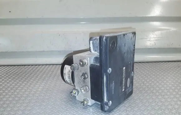 Land Rover Freelander ABS Pump SRB000200 10092508513