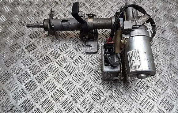 Nissan NV200 Steering wheel axle