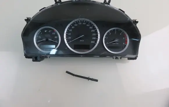Mercedes-Benz C W204 Speedometer (instrument cluster) A2C53347513 2049004000