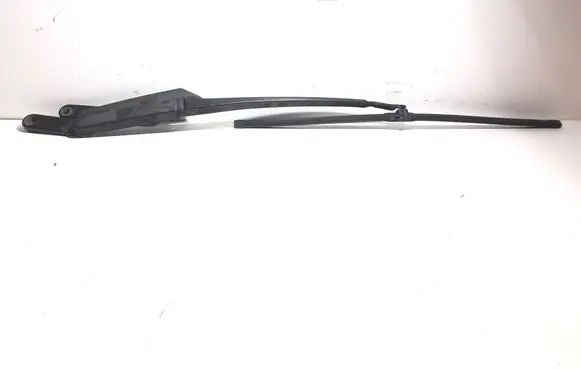 Volkswagen Touareg I Front wiper blade arm 7L0955205D