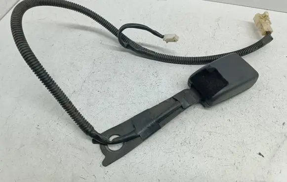 Toyota Corolla E120 E130 Front seatbelt buckle 097759 AF2