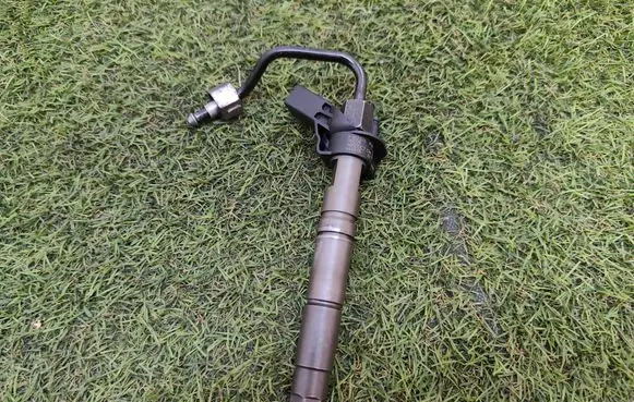 Mercedes-Benz E W212 Fuel injector A642070587 0445115 060225